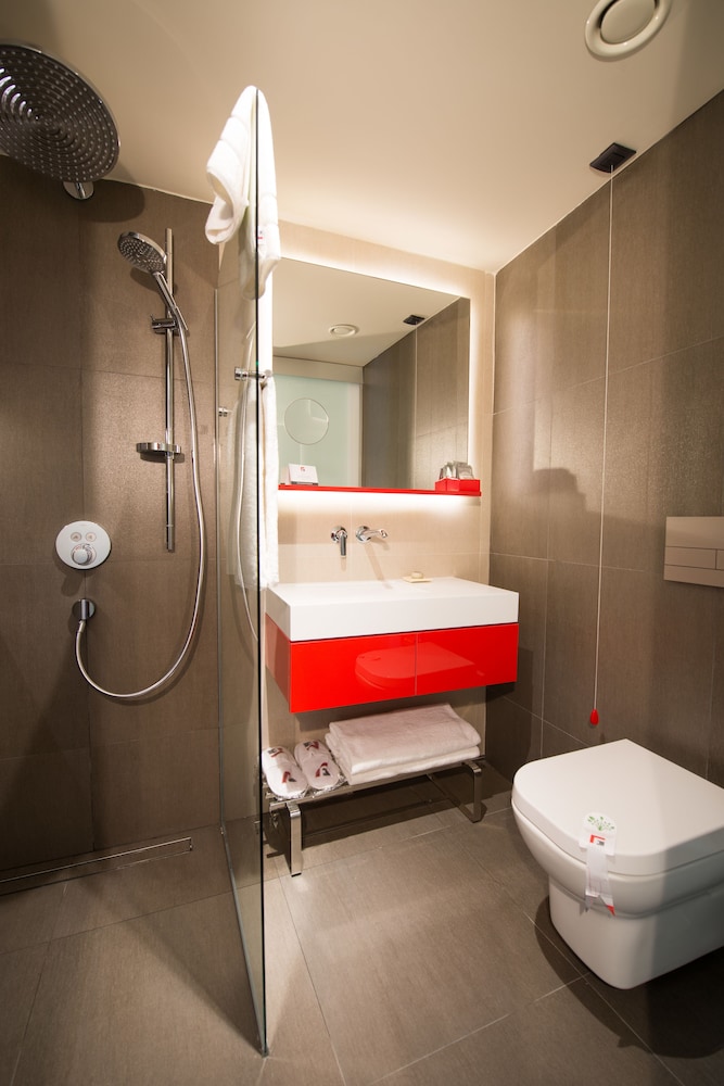 Favori Hotel 35/38
