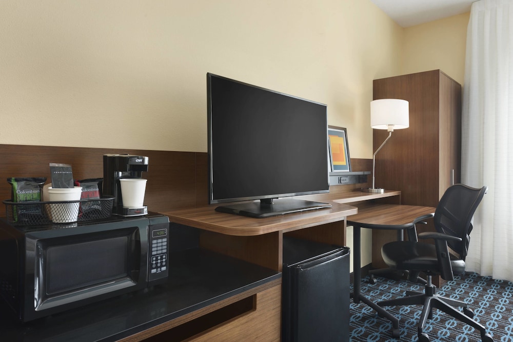 Fairfield Inn & Suites Hartford Manchester 29/29