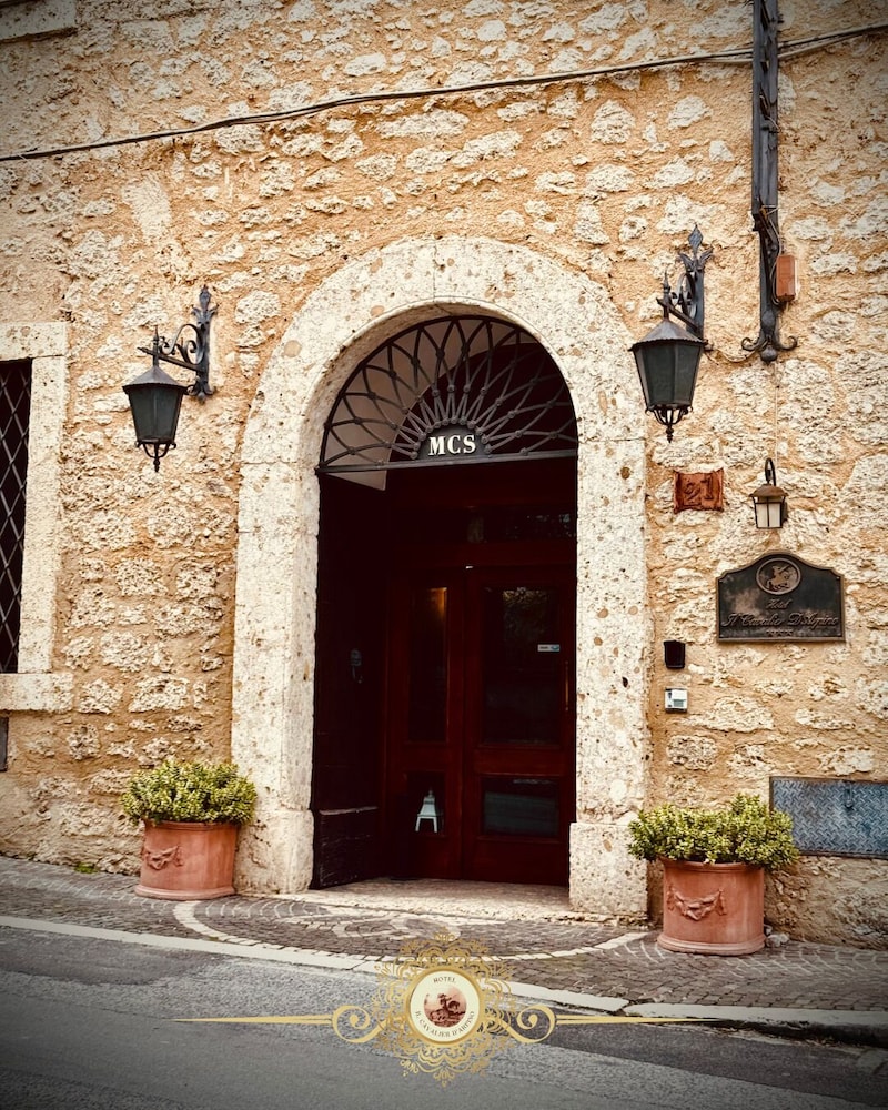 Hotel Il Cavalier D Arpino 4/62