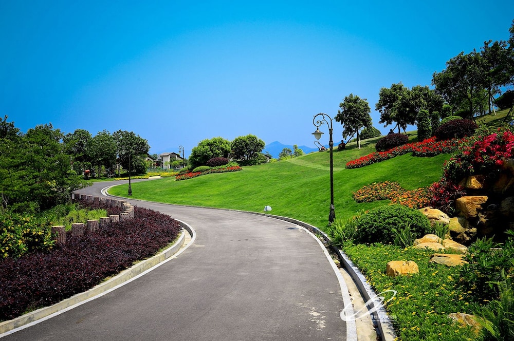 Country Garden Holiday Hot Spring Hotel 36/50
