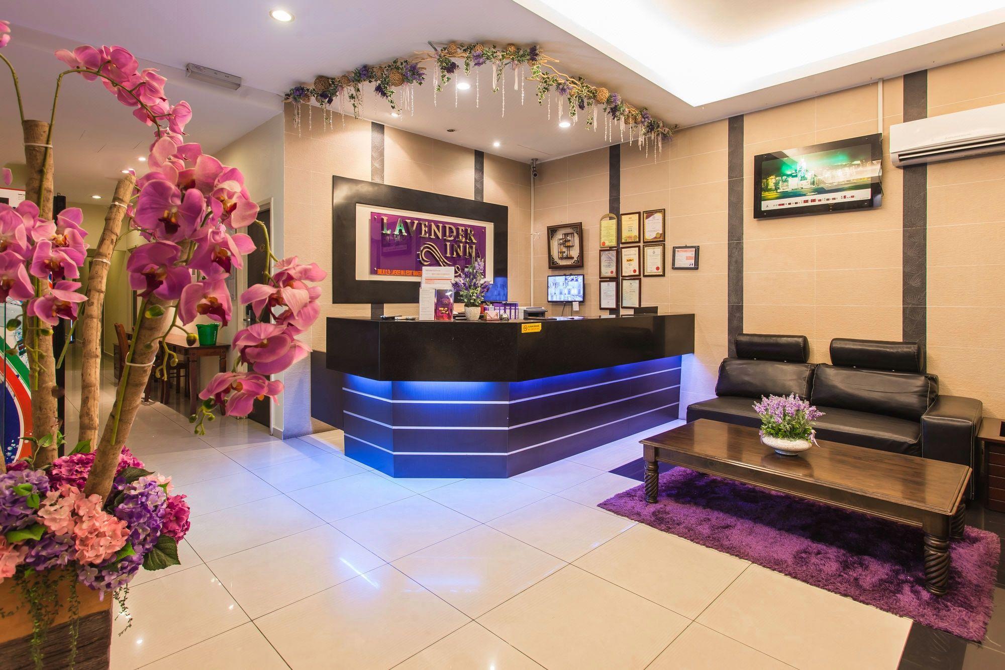 Lavender Inn Permas Jaya 9/68