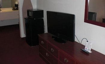 The Executive Inn Suites 53/67