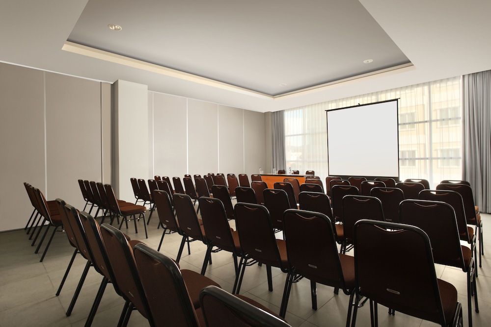 Amaris Hotel Padang 29/32