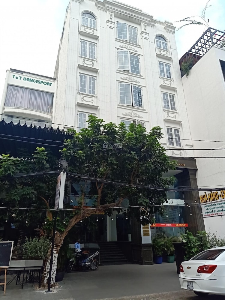 The Lumiere Hotel 12/16