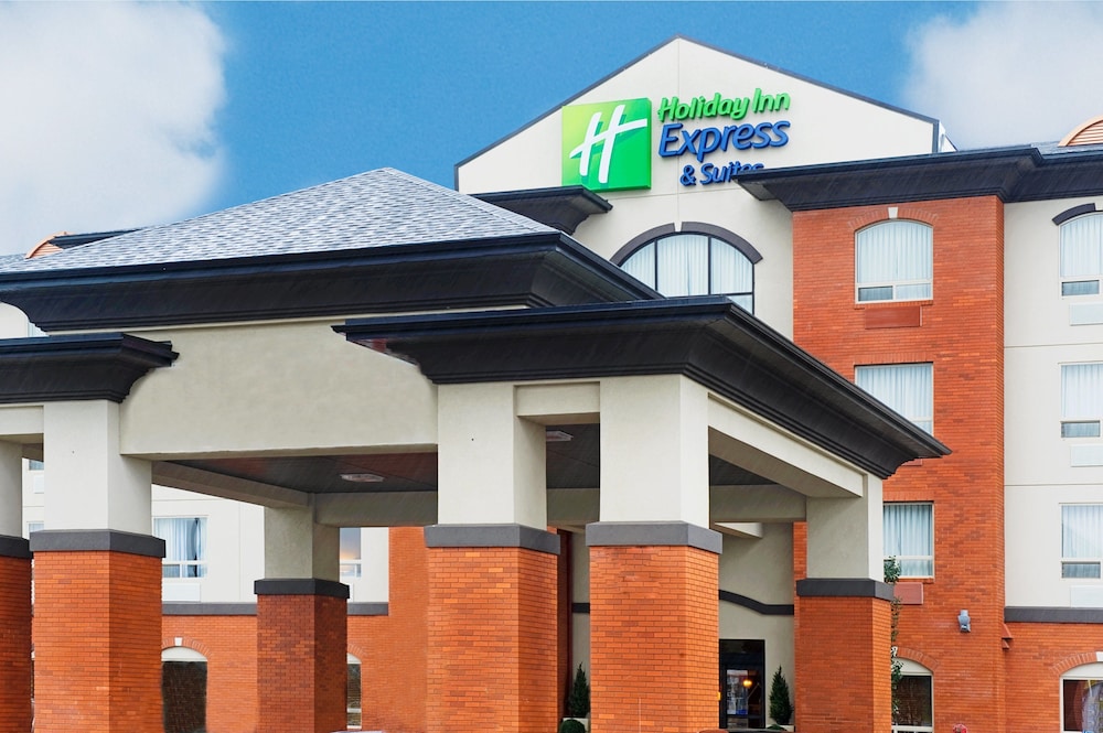 Holiday Inn Express Suites Slave Lake 1/69
