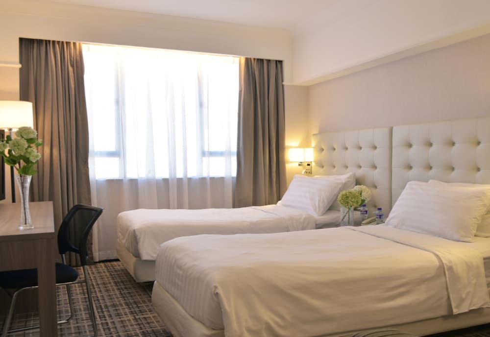 Panda Plus, Twin Beds