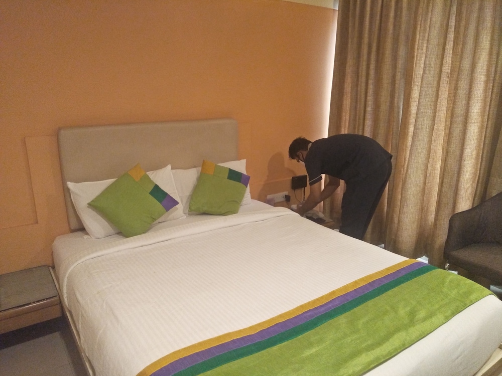Hotel Basera 3/18