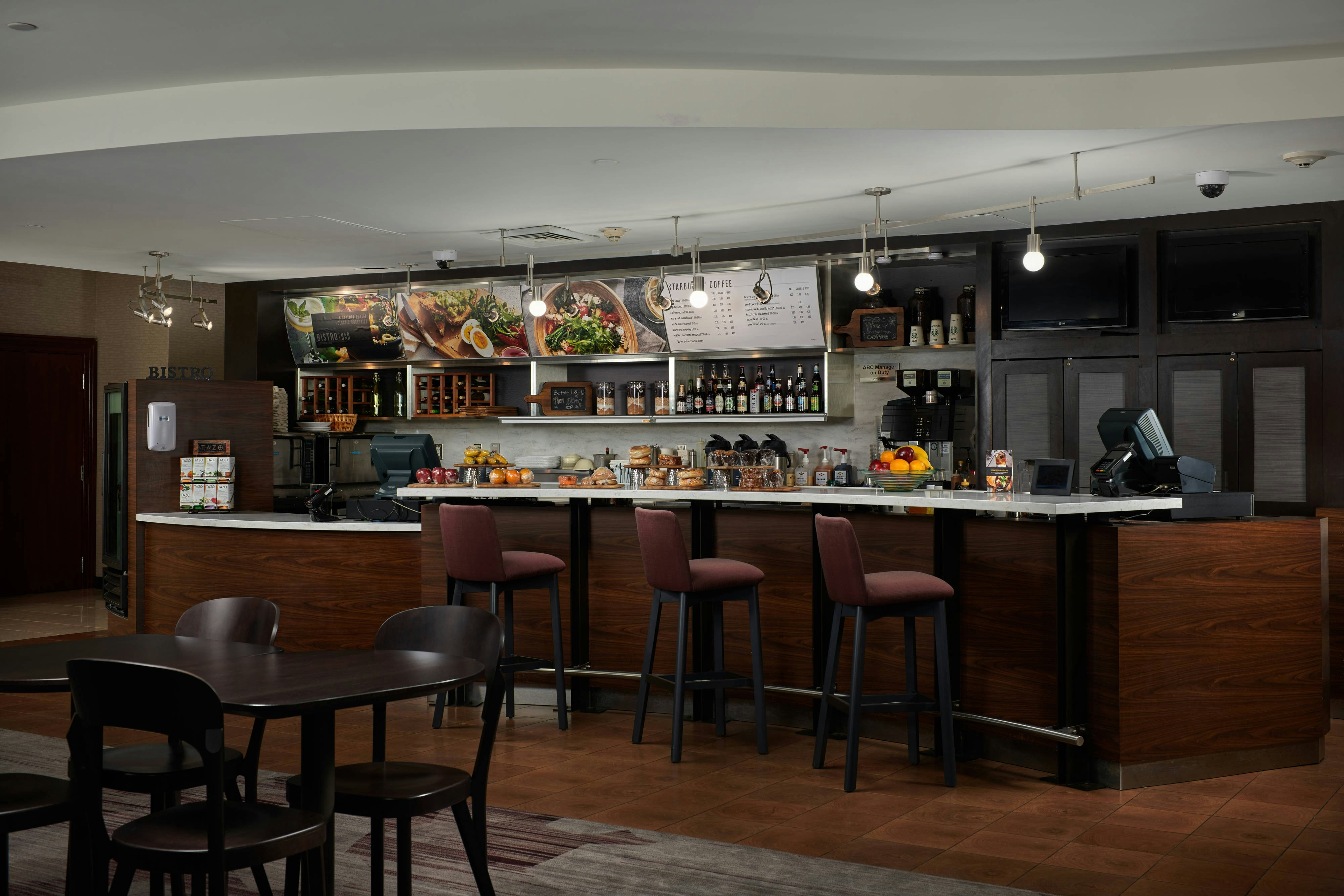 Courtyard by Marriott Bristol 24/33