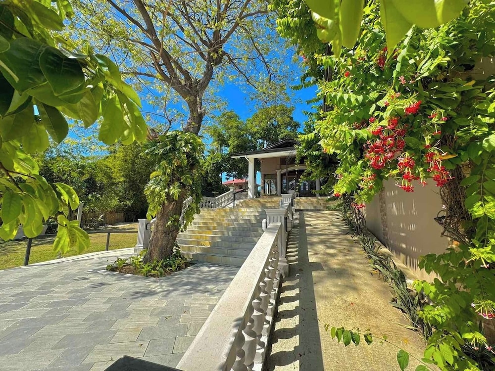Ilawoods Resort and Sanctuary by Cocotel 35/47
