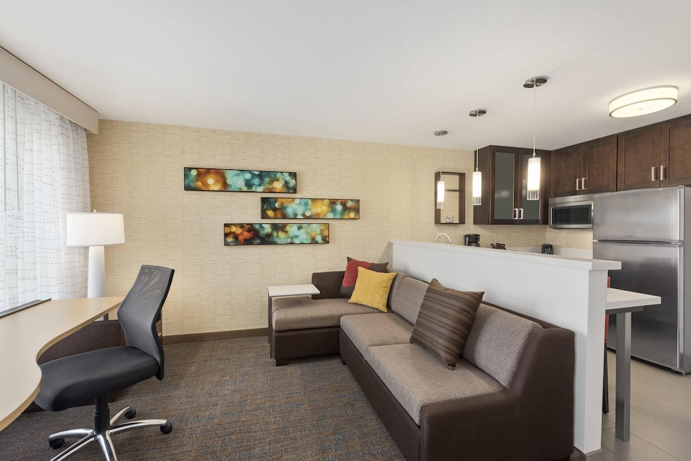 Residence Inn St Paul Woodbury 16/33