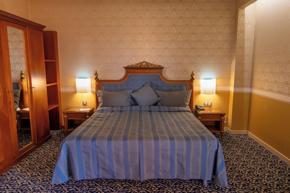 Hotel Belvedere Ghardaia 4/50