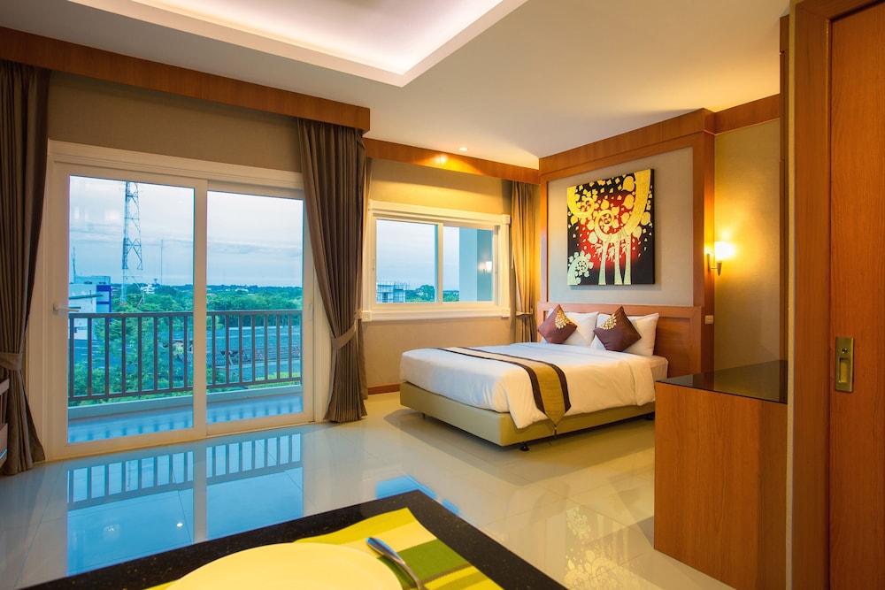 Romantic Khon Kaen Hotel 19/52
