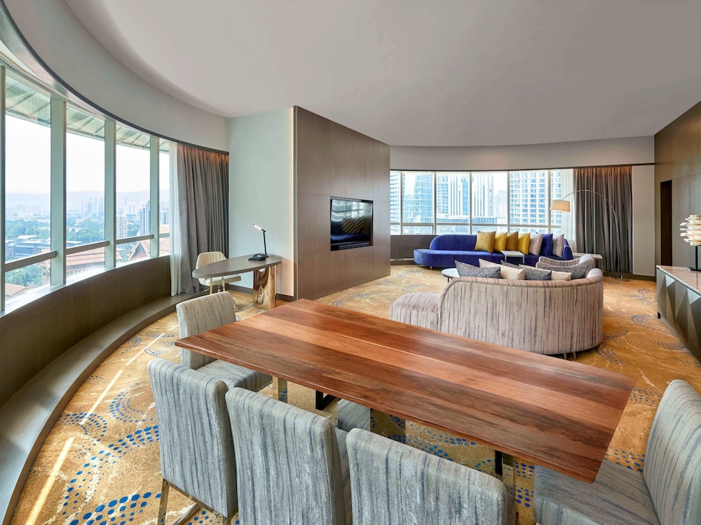 Lobby at Pullman Kuala Lumpur City Centre Hotel and Residences, KUALA LUMPUR