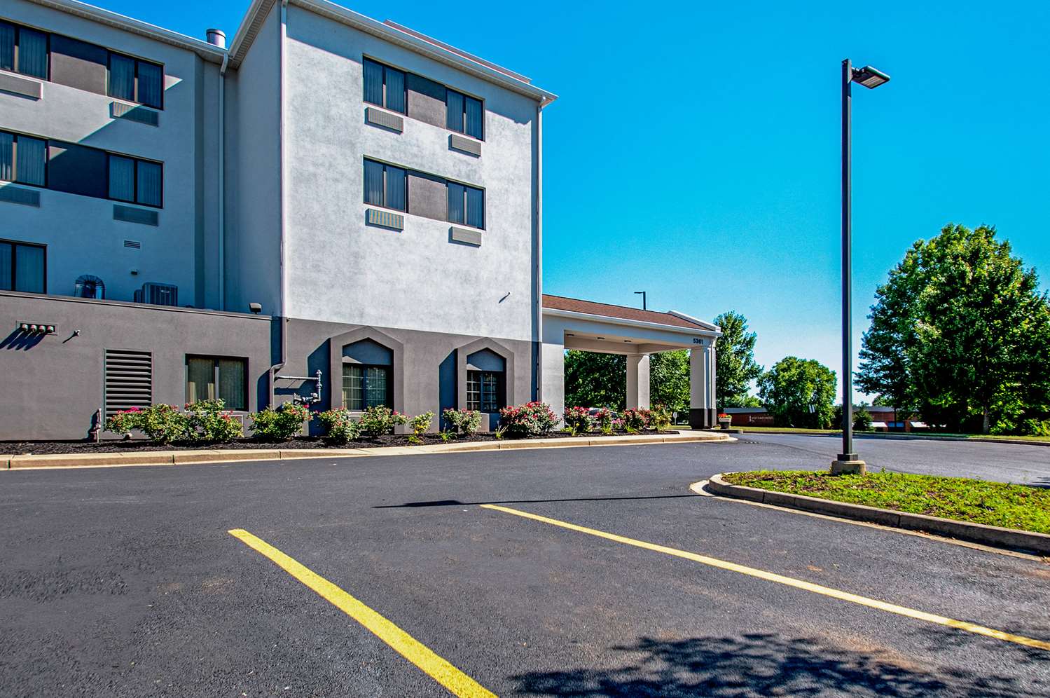 Garner Hotel Frederick Southeast 26/27
