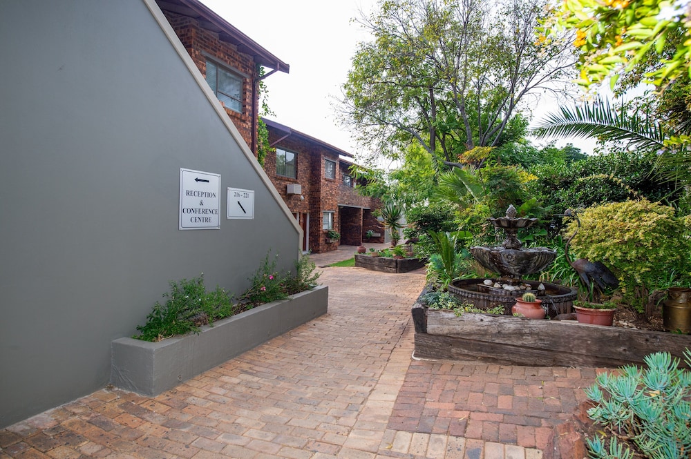 CedarWoods of Sandton 1/46