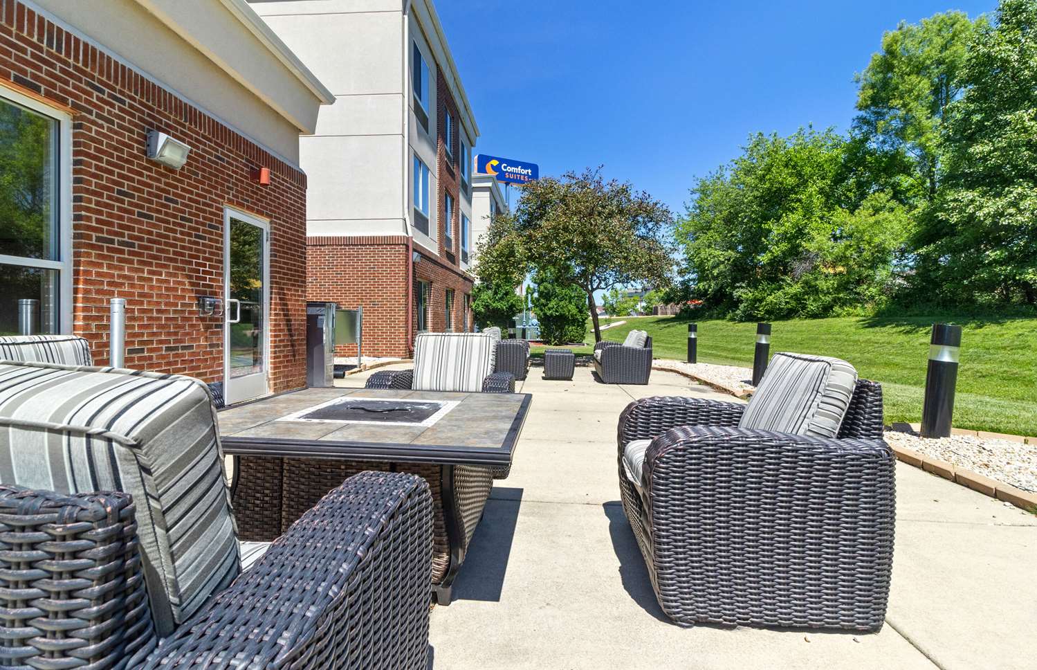 Comfort Suites Mount Vernon 20/36