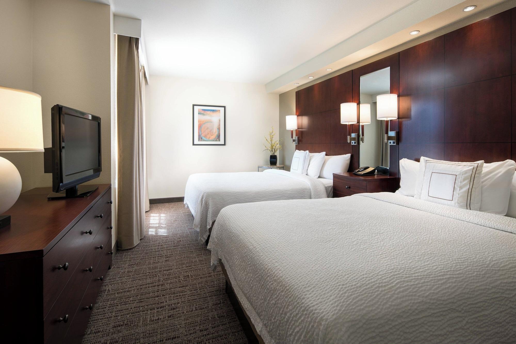 Suite, Multiple Beds