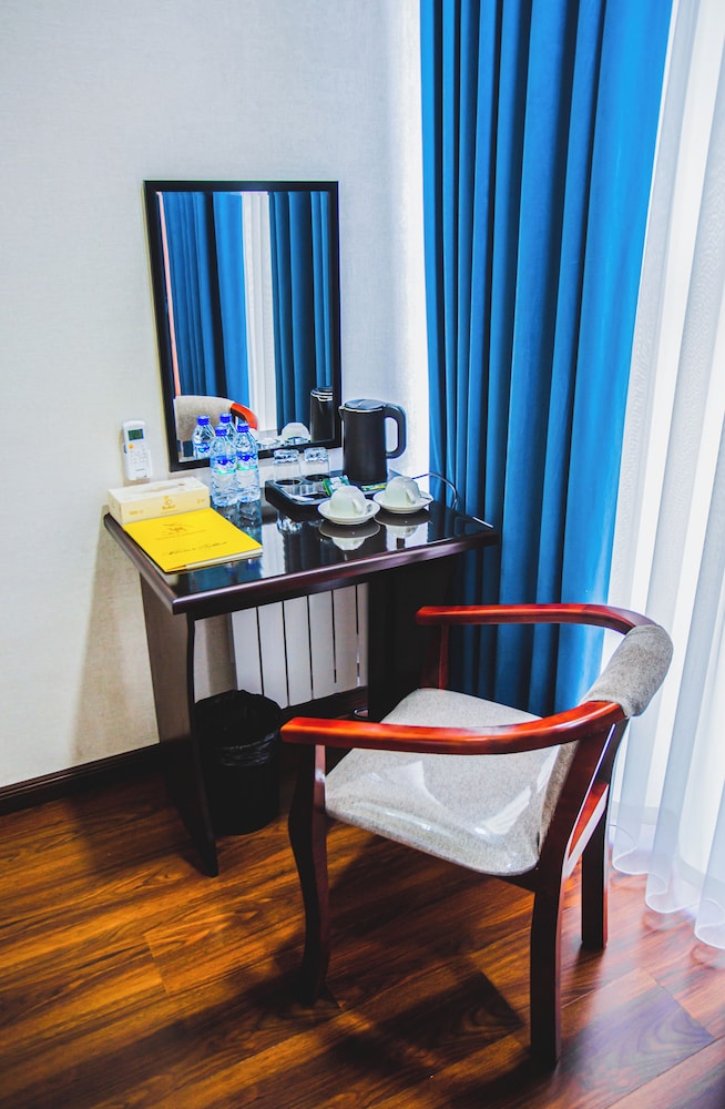 Ravan Hotel Tashkent 55/58