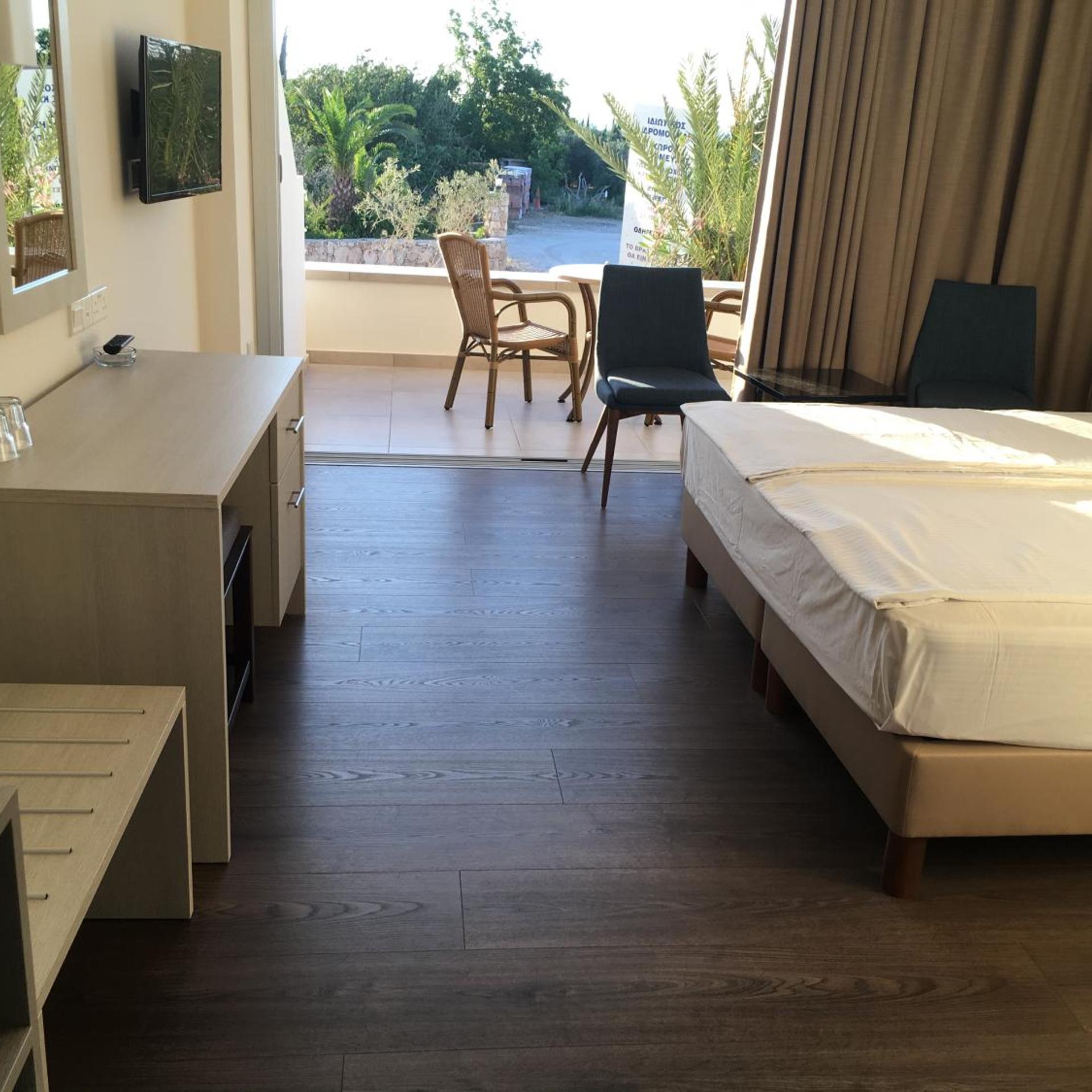 Aphrodite Beach Hotel 12/51