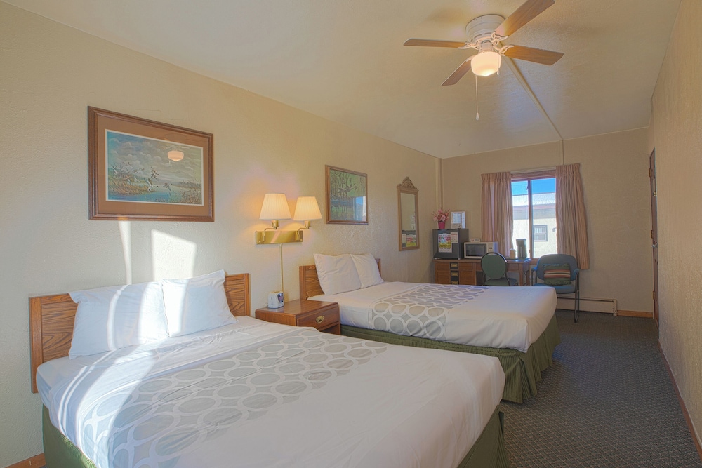 Room, Queen Bed
