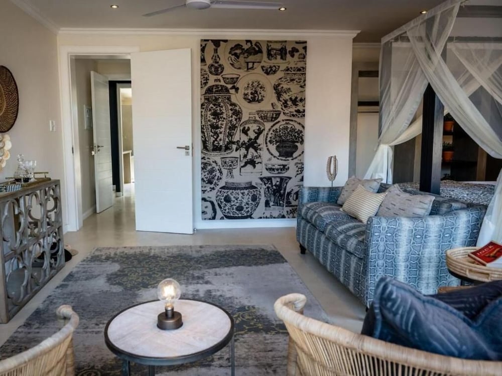 Safari Moon Luxury Bush Lodge 26/50