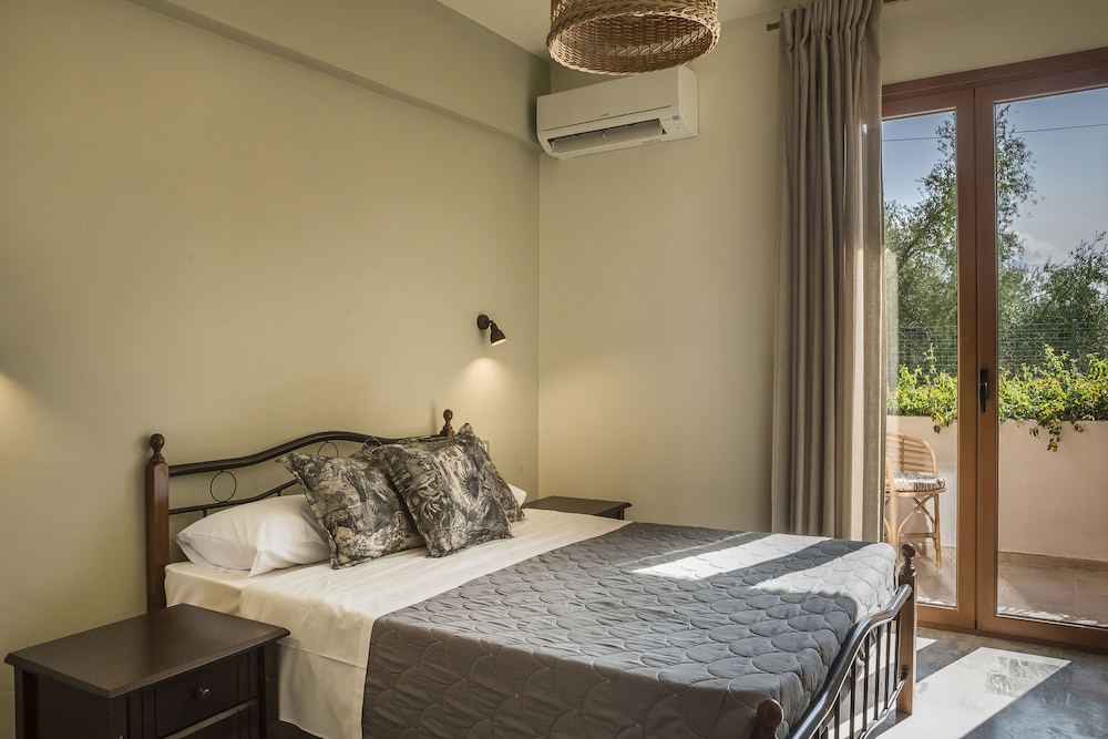 STANDARD, DOUBLE OR TWIN BED