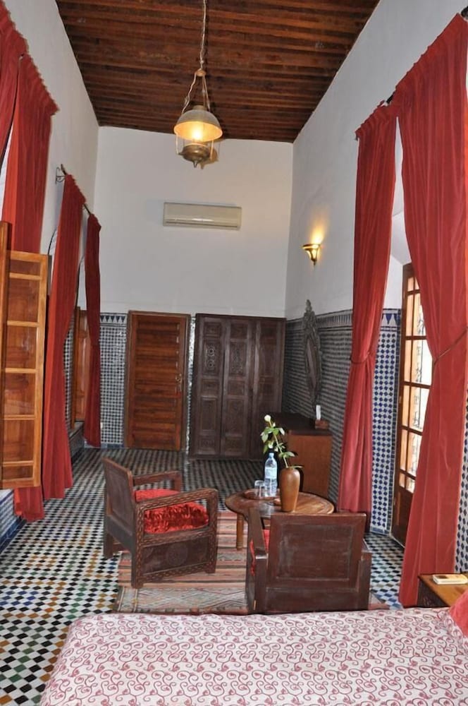 Riad Au 20 Jasmins 23/49