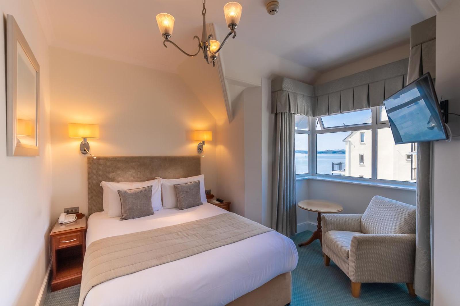Room, Double Bed, Inland View