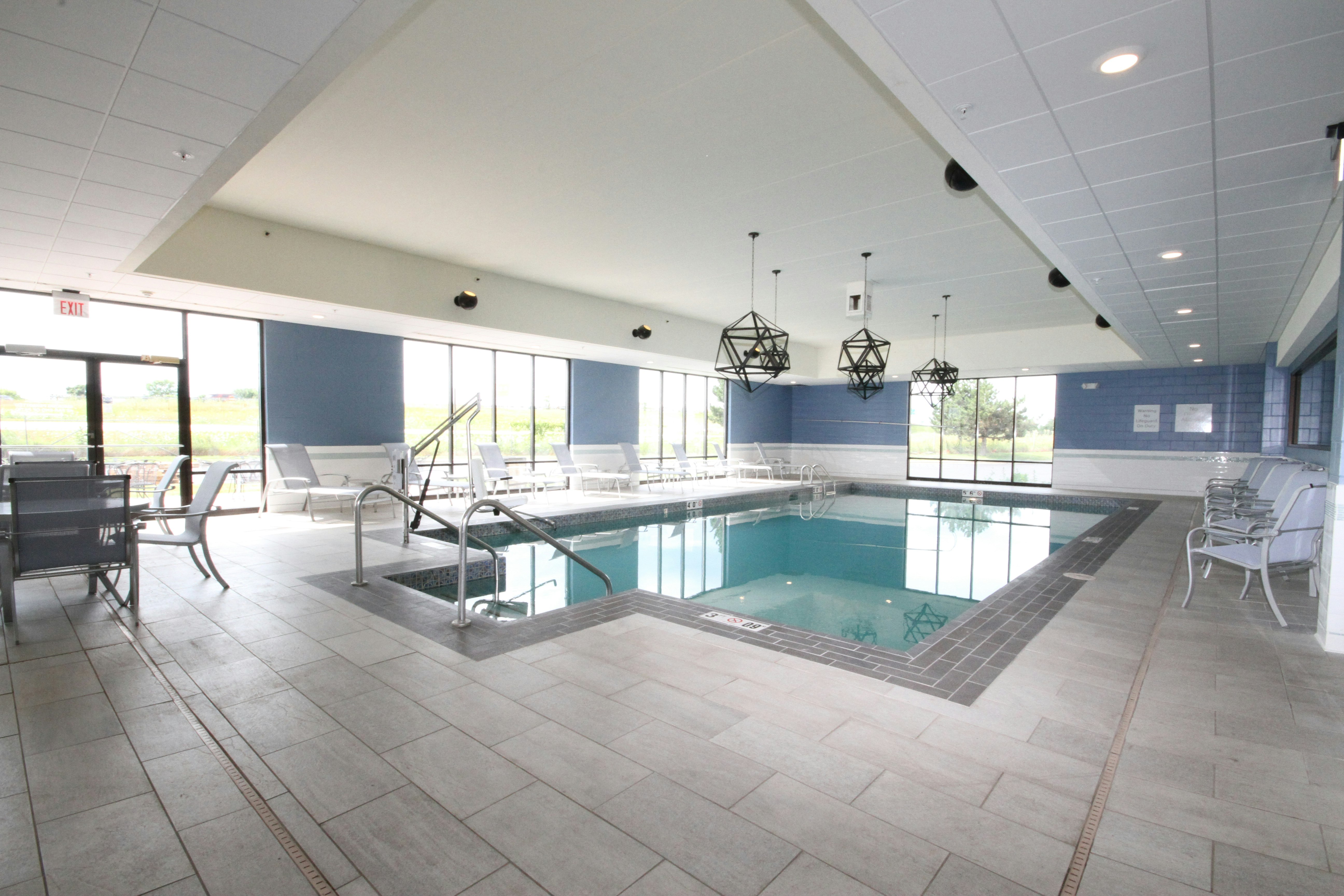 Holiday Inn Express Janesville I 90 And Us Hwy 14 30/65