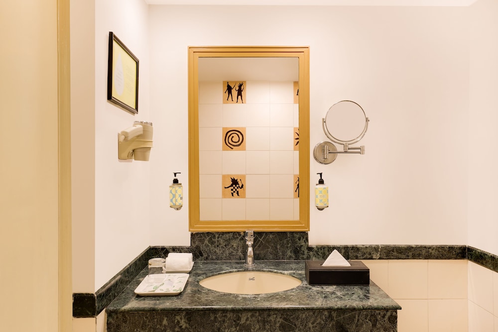 Lemon Tree Hotel Indore 56/57