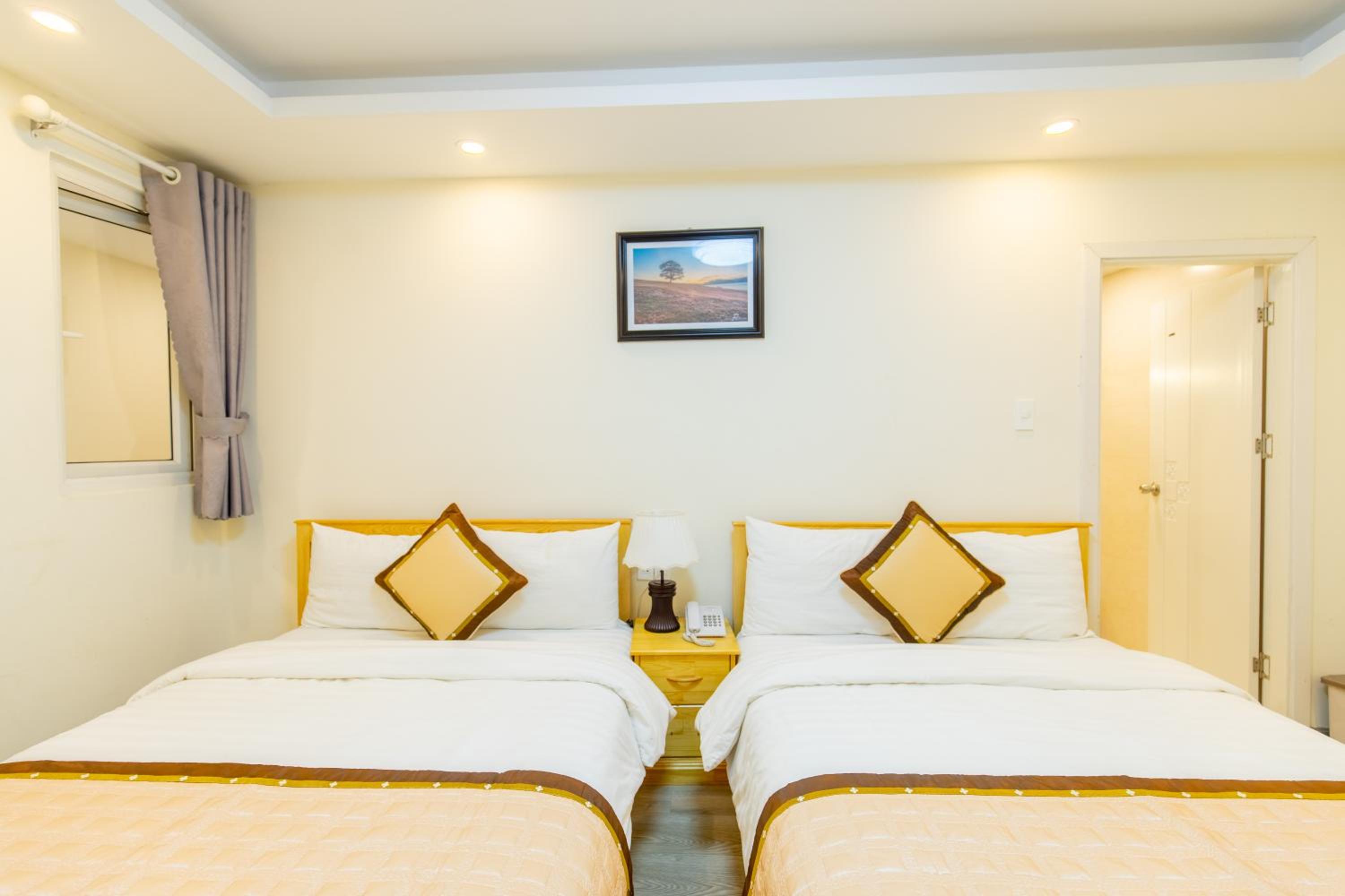 The Grace 4/57