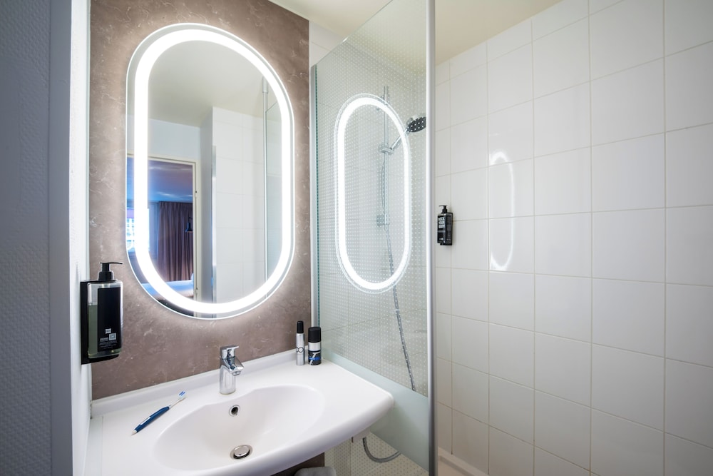 Hotel Ibis Strasbourg Centre Petite France 62/66