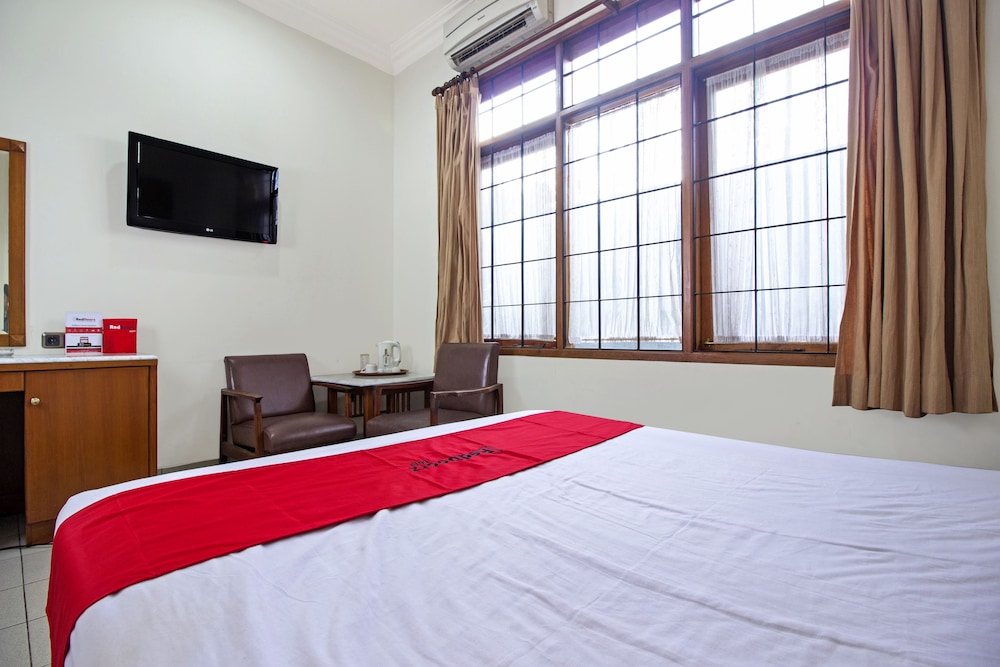Reddoorz Plus Near Rumah Mode 12/41