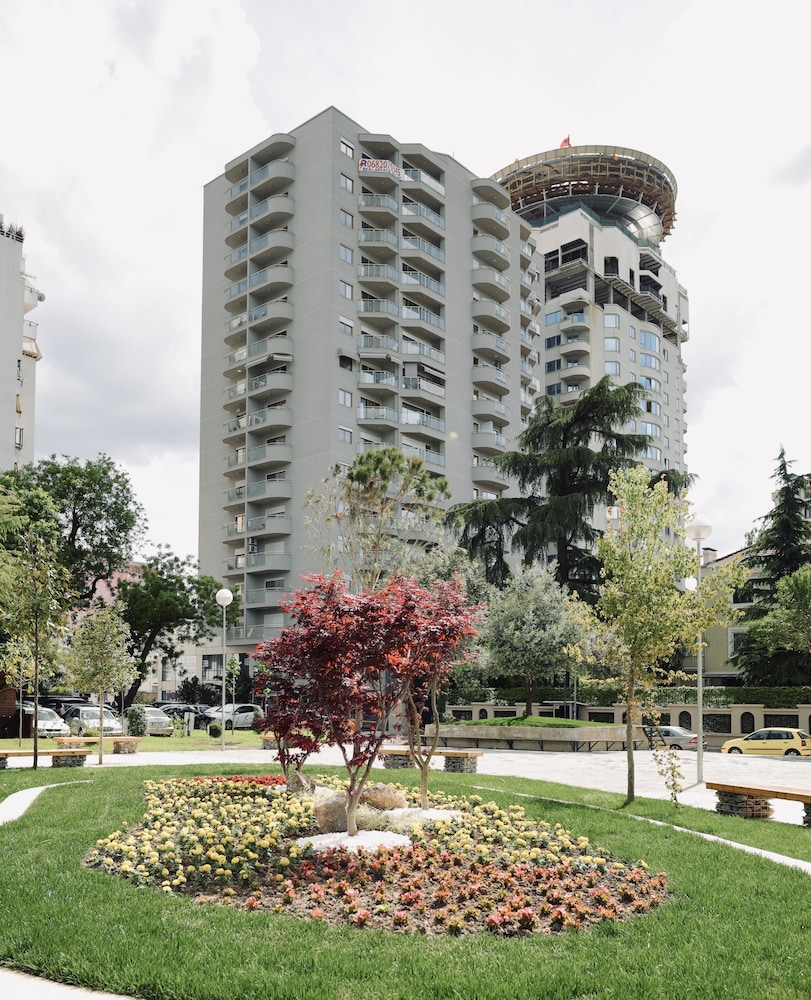 Mulaj Hotel Tirana 6/63
