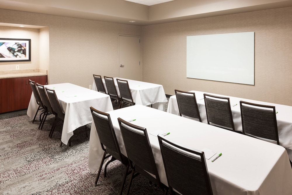 Courtyard by Marriott Hattiesburg 41/42
