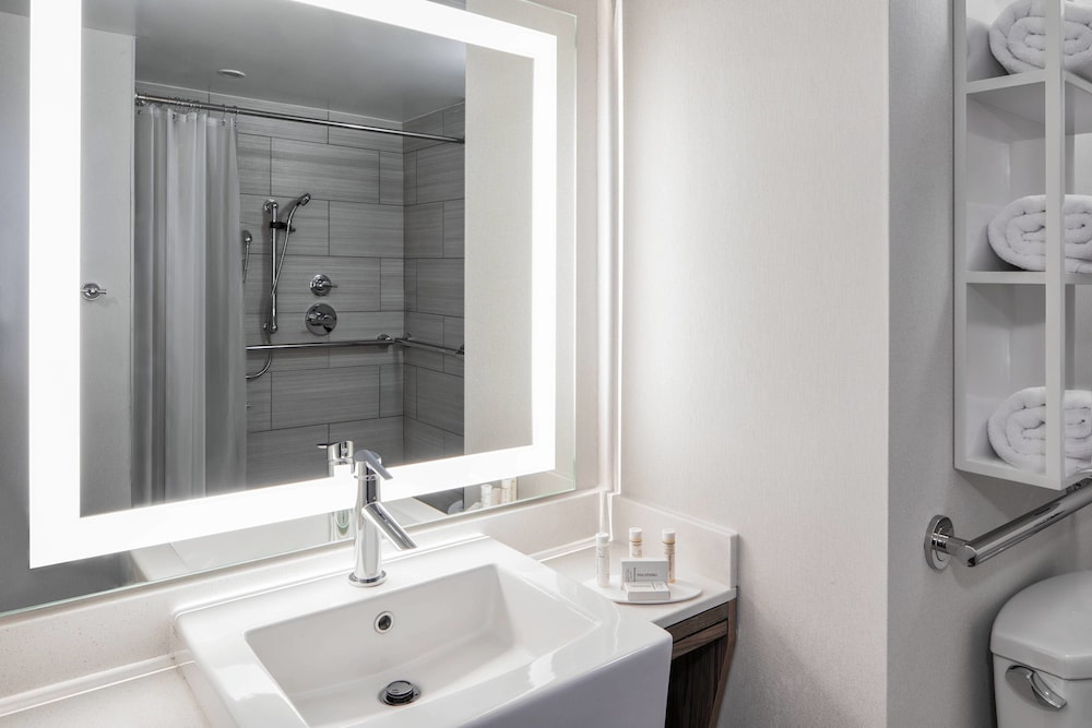 Courtyard by Marriott New York World Trade Center Area 48/49