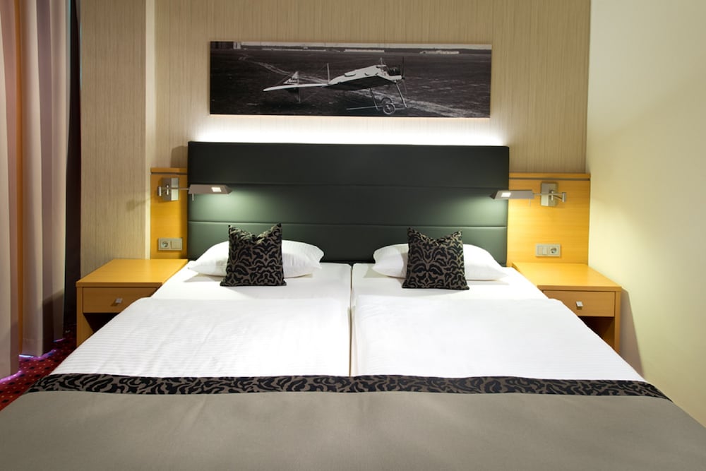 Airporthotel Berlin Adlershof 33/75