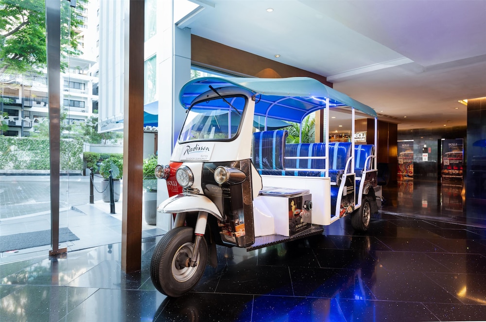 RADISSON SUITES BANGKOK SUKHUMVIT 36/73