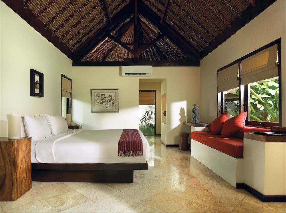 Garden View Room