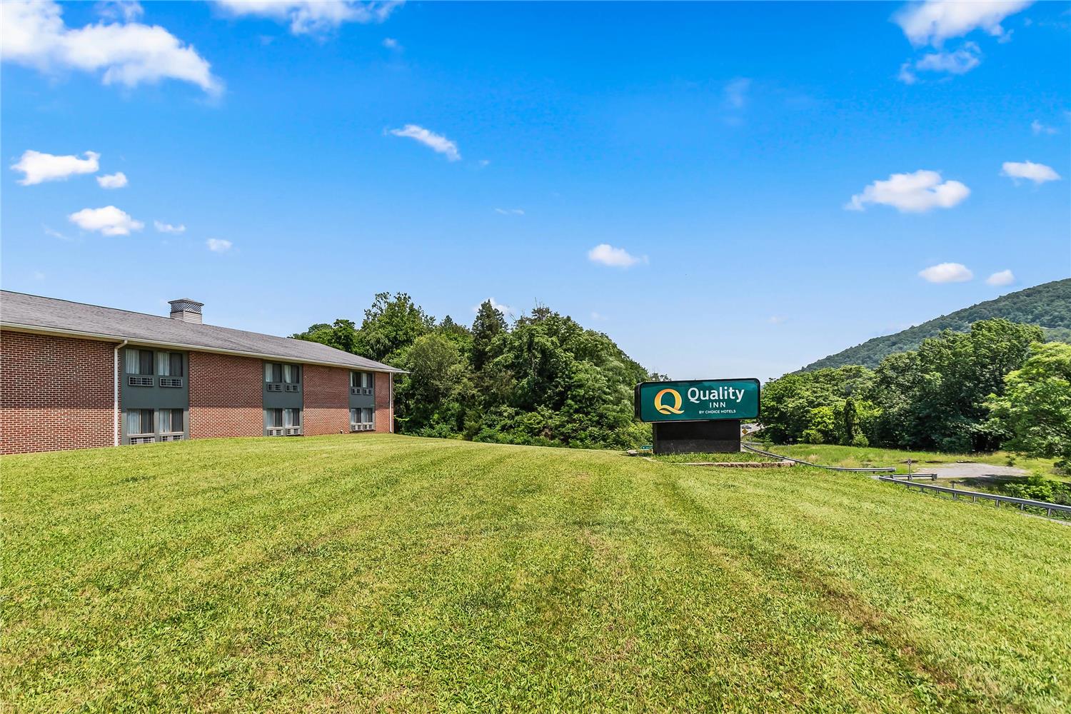 Quality Inn Harpers Ferry - Charles Town 10/12