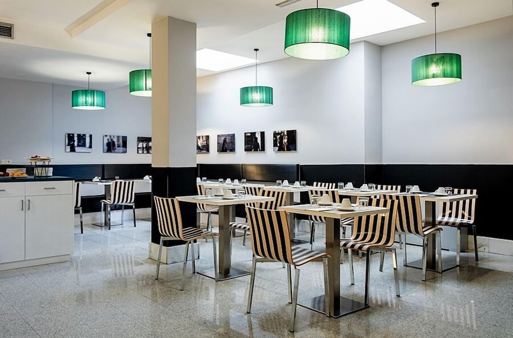 Ikonik Plaza Mercado 37/46