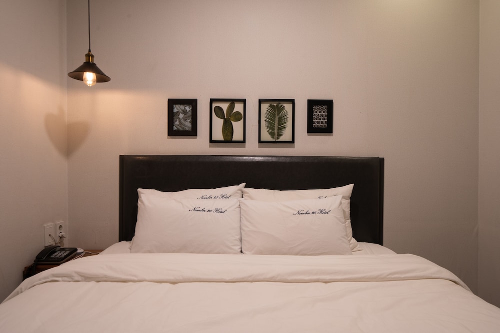 No.25 Hotel 65/75