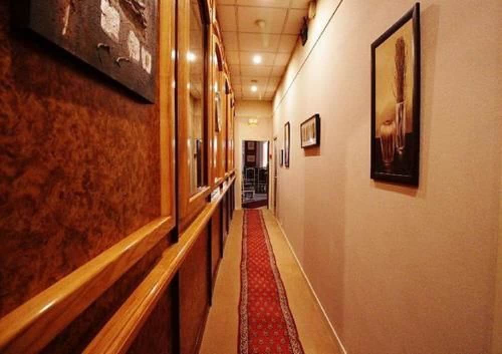 Hotel Crystal 45/69