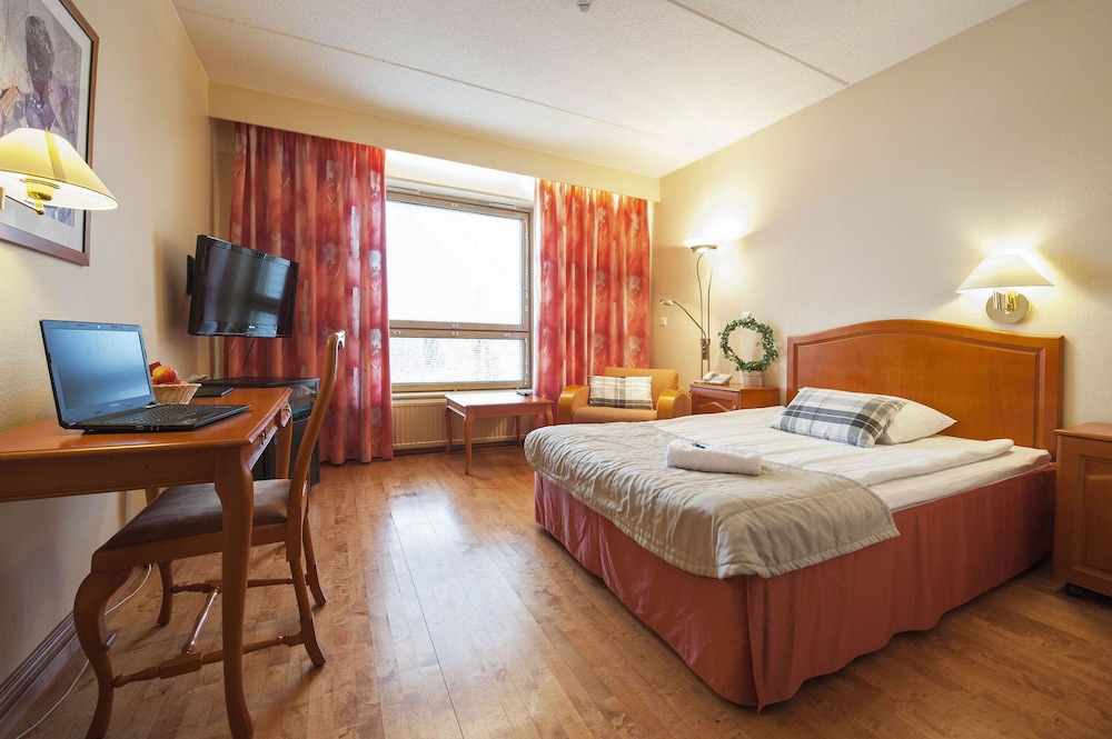 Hotel Kurikka 12/50