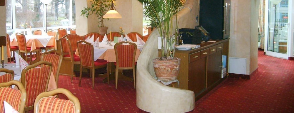 Hotel Medaillon 32/41