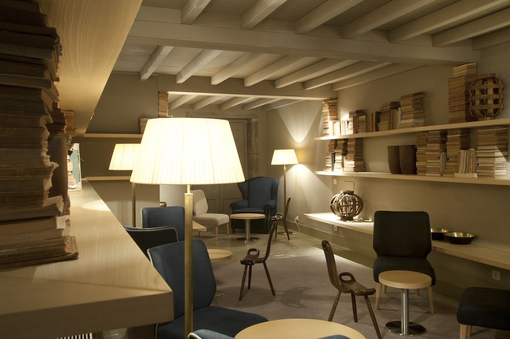 Hotel Da Oliveira 39/48
