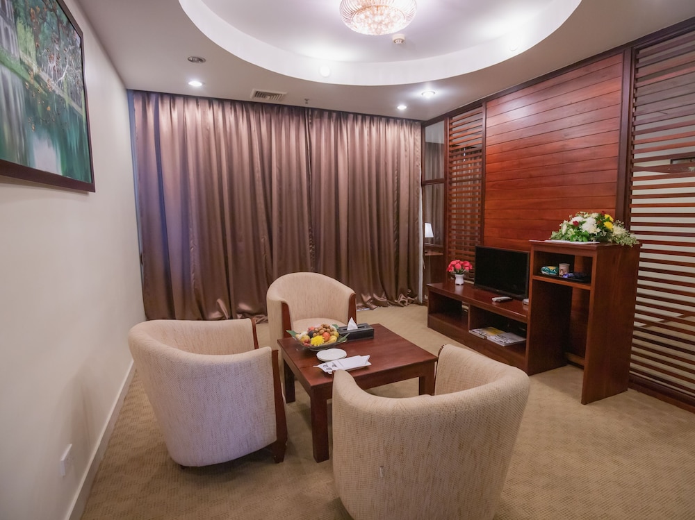 Vientiane Plaza 45/68