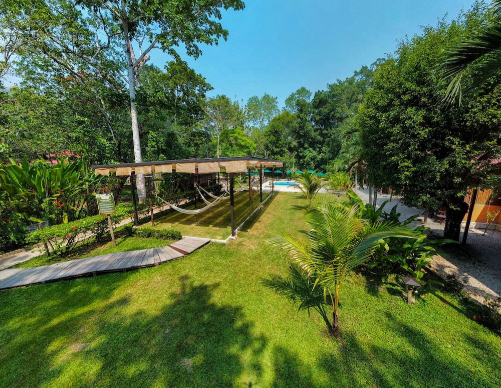 Kin Balam Cabanas 65/68