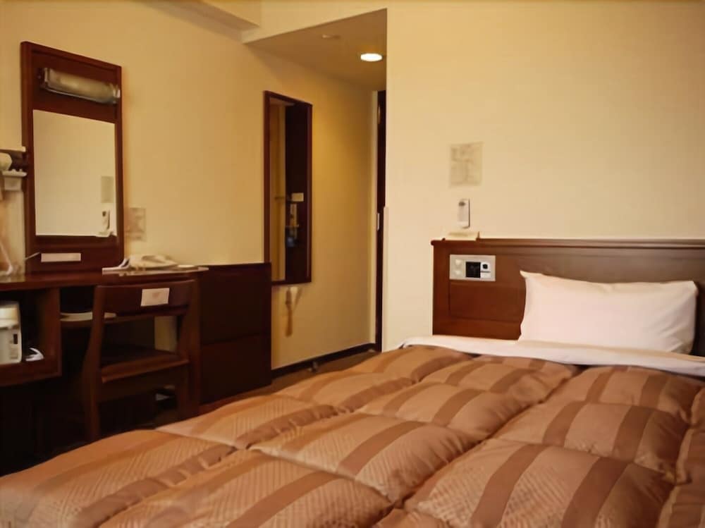 HOTEL ROUTE-INN new Gotemba interchange Route 246 16/38