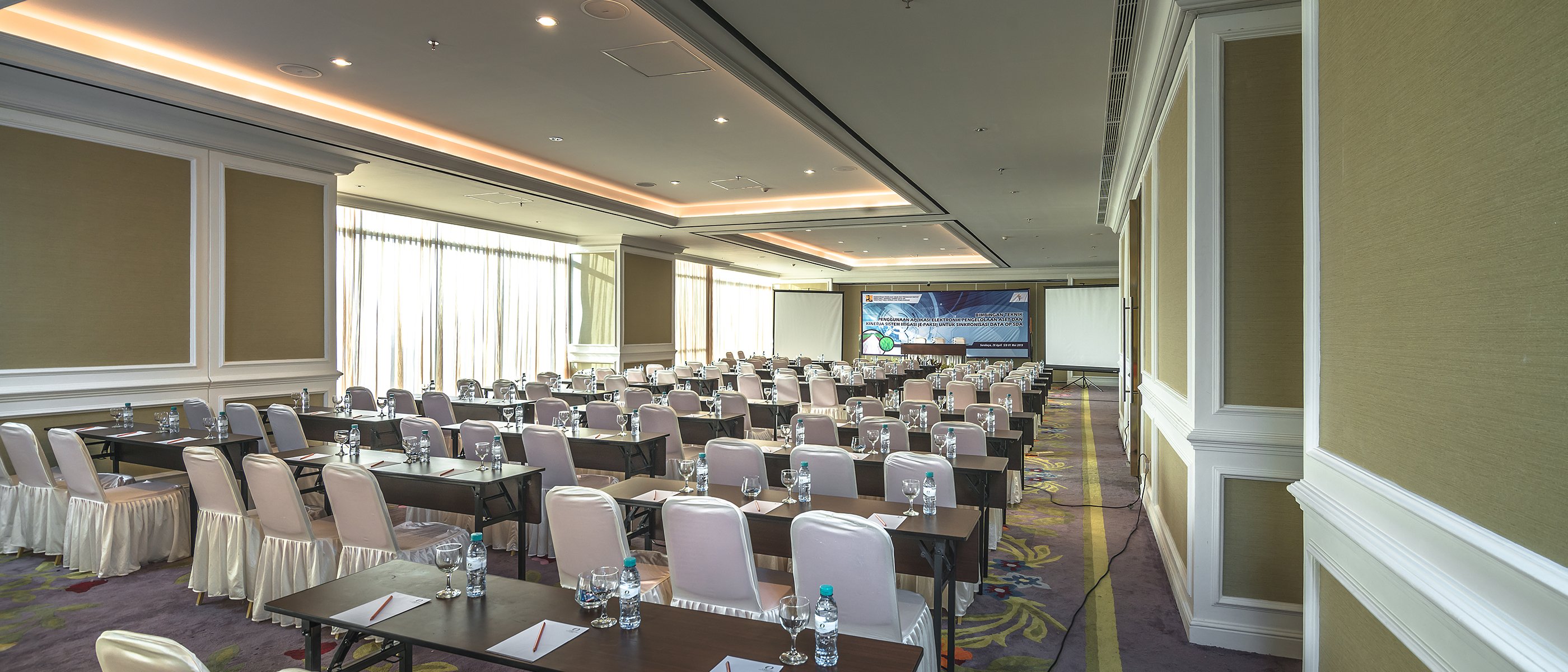 Oakwood Hotel And Residence Surabaya 27/36